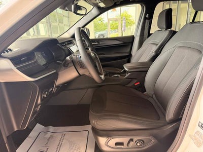 2024 Jeep Grand Cherokee Laredo X