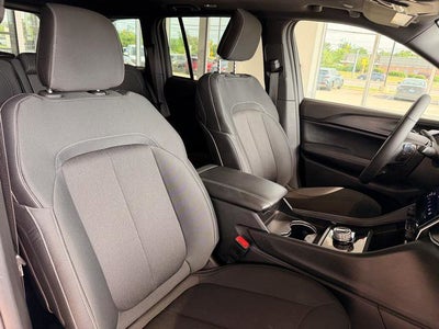 2024 Jeep Grand Cherokee Laredo X