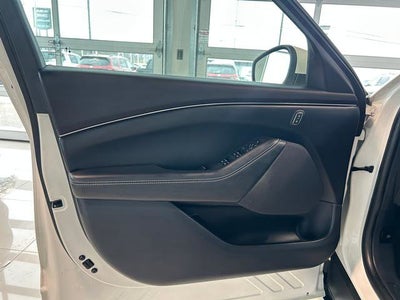 2022 Ford Mustang Mach-E Select