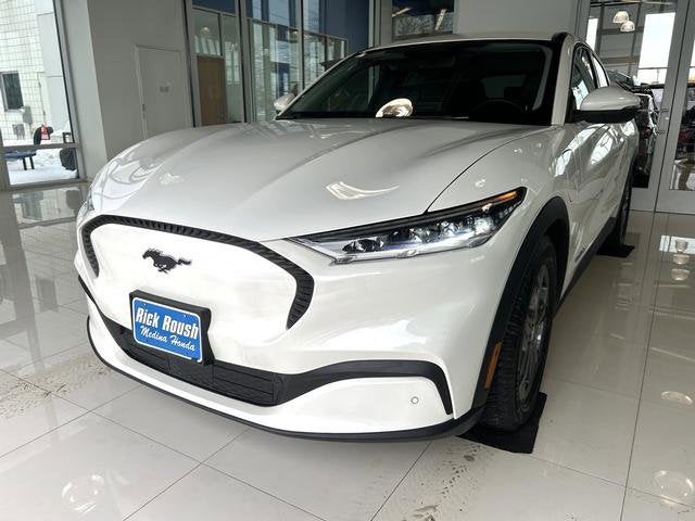 2022 Ford Mustang Mach-E Select