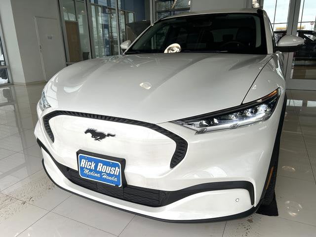 2022 Ford Mustang Mach-E Select