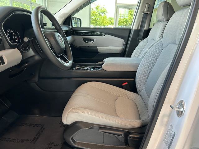 2023 Honda Pilot LX