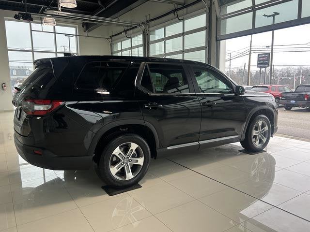 2023 Honda Pilot EX-L 7 Passenger