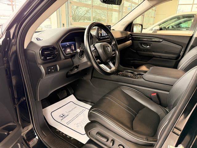 2023 Honda Pilot Elite