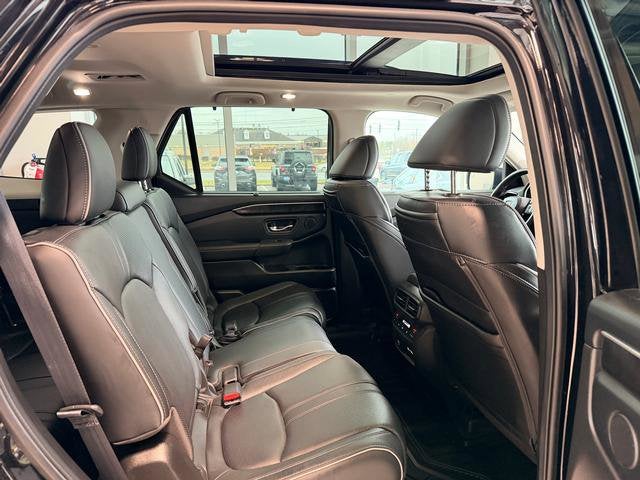 2023 Honda Pilot Elite