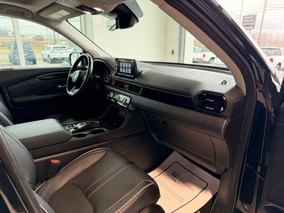 2023 Honda Pilot Elite