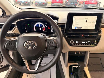 2024 Toyota Corolla Cross XLE