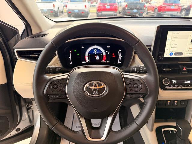2024 Toyota Corolla Cross XLE