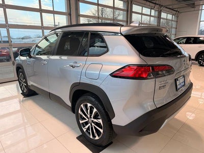2024 Toyota Corolla Cross XLE