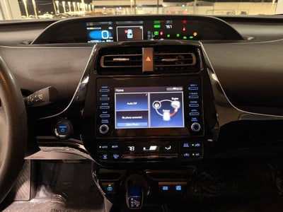 2020 Toyota Prius LE