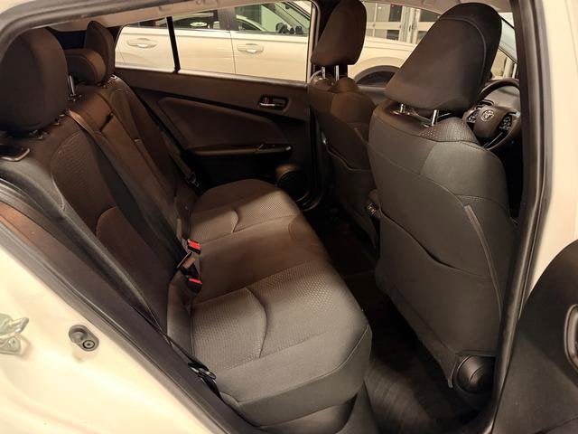 2020 Toyota Prius LE