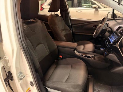 2020 Toyota Prius LE