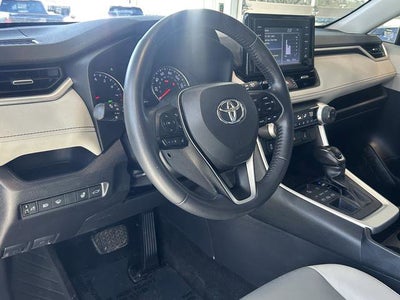 2019 Toyota RAV4 XLE Premium
